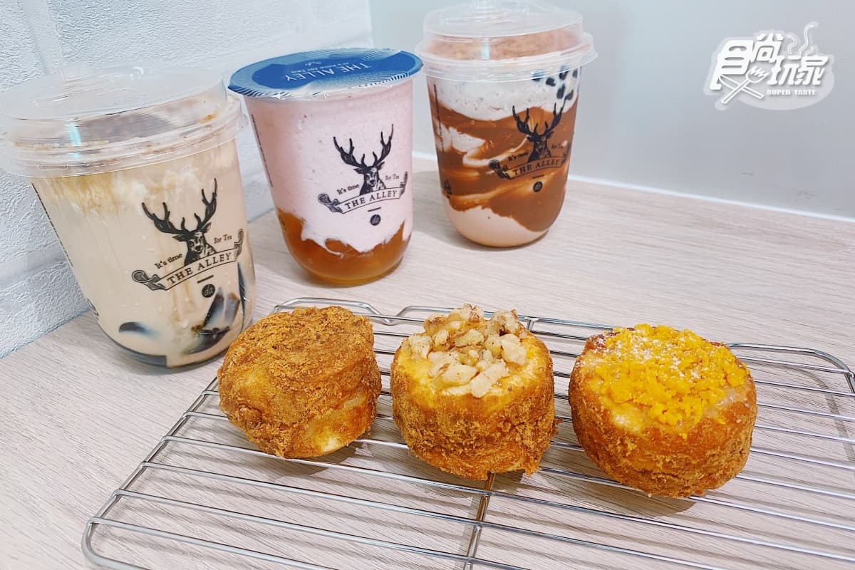 6米高Kitty萌翻!「環球桃園A19」7大亮點搶先看:三麗鷗玻璃屋、美食買一送一 6米高Kitty萌翻!「環球桃園A19」7大亮點搶先看:三麗鷗玻璃屋、美食買一送一