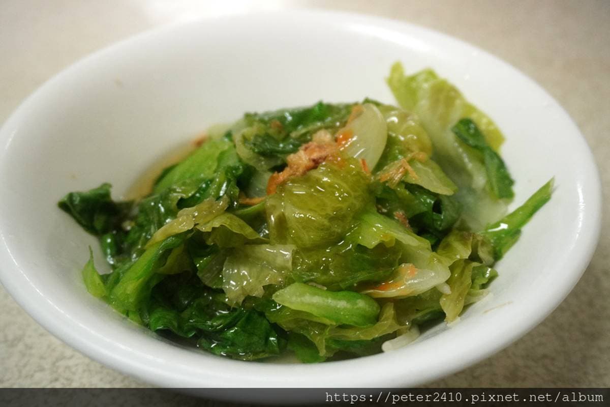 在地人私藏60年!基隆「巷弄麵店」必吃甜辣醬陽春麵,餛飩湯皮薄肉鮮超甘甜 在地人私藏60年!基隆「巷弄麵店」必吃甜辣醬陽春麵,餛飩湯皮薄肉鮮超甘甜