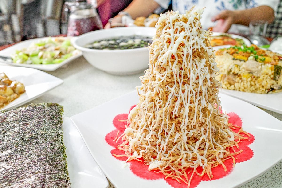 在地人推!金門烈嶼4家必吃餐廳:柴燒油飯、豬血灌腸麵線、浮誇山型炸芋絲 在地人推!金門烈嶼4家必吃餐廳:柴燒油飯、豬血灌腸麵線、浮誇山型炸芋絲