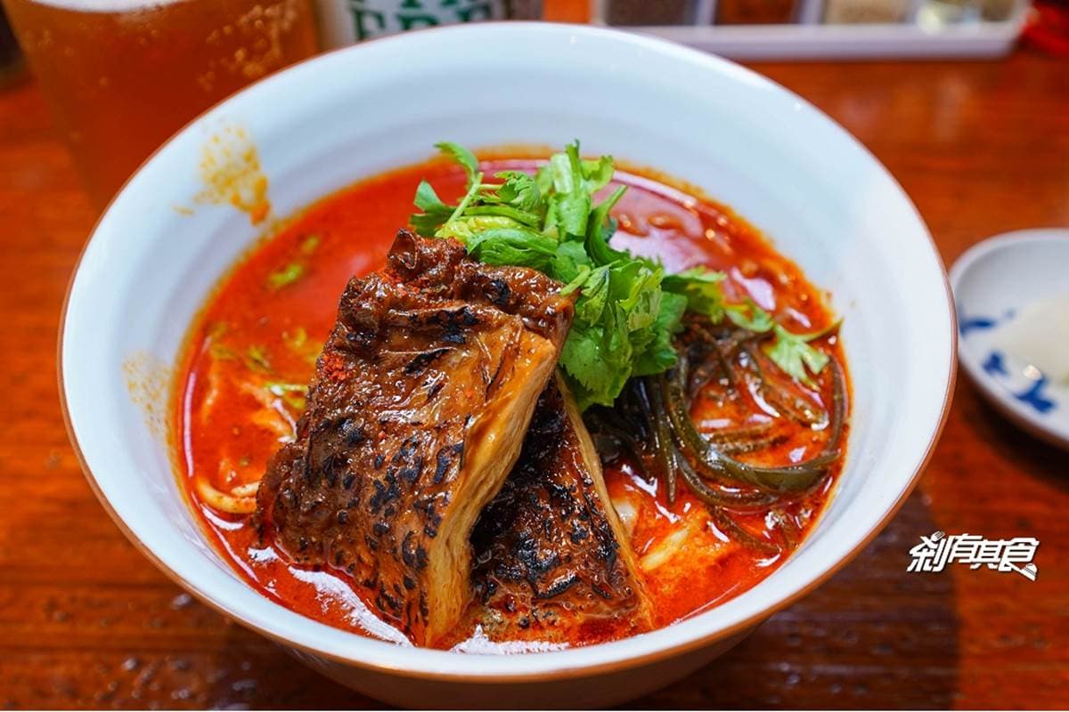 只能現場排隊!台中人氣素食拉麵竟吃得到「東坡肉」,久滷入味口感超神似 只能現場排隊!台中人氣素食拉麵竟吃得到「東坡肉」,久滷入味口感超神似