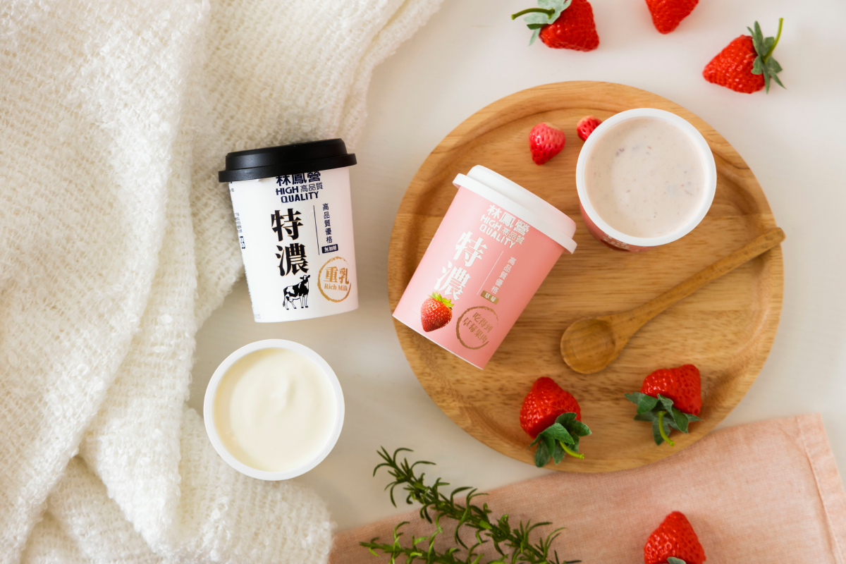 濃郁奶香爆棚!來一口療癒感十足的「特濃重乳優格」,無添加讓身體輕盈順暢沒負擔 濃郁奶香爆棚!來一口療癒感十足的「特濃重乳優格」,無添加讓身體輕盈順暢沒負擔