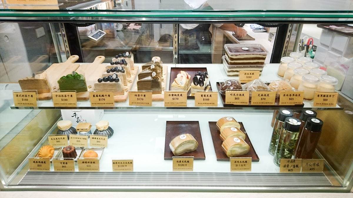 【新開店】台南隱密甜點店!抹茶千層酥內用才吃得到,濃郁生乳捲有滿滿餡料 【新開店】台南隱密甜點店!抹茶千層酥內用才吃得到,濃郁生乳捲有滿滿餡料