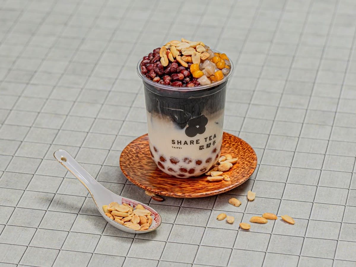 冬季狂賣「半杯都是料」燒仙草回歸!歇腳亭5種料裝好裝滿,冷熱飲都要喝 冬季狂賣「半杯都是料」燒仙草回歸!歇腳亭5種料裝好裝滿,冷熱飲都要喝