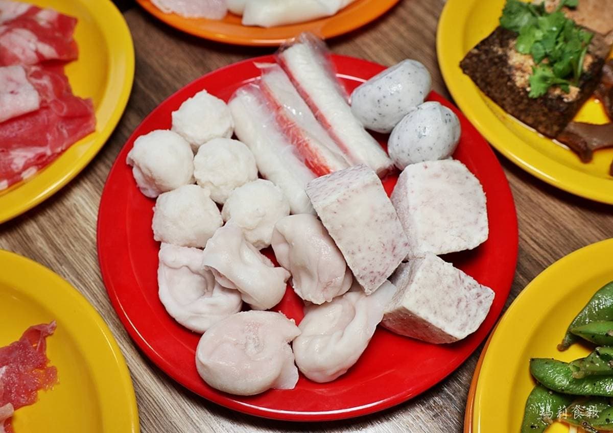 吃到飽只要250元!台中高CP值「鴛鴦鍋」50種食材任你拿,先搶現切培根牛 吃到飽只要250元!台中高CP值「鴛鴦鍋」50種食材任你拿,先搶現切培根牛