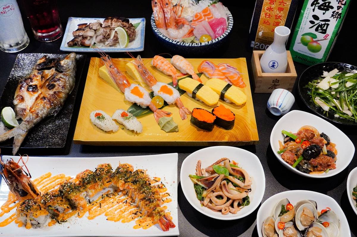 學生證拿出來!日式居酒屋憑證享「握壽司買一送一」,加碼啤酒買二送一 學生證拿出來!日式居酒屋憑證享「握壽司買一送一」,加碼啤酒買二送一