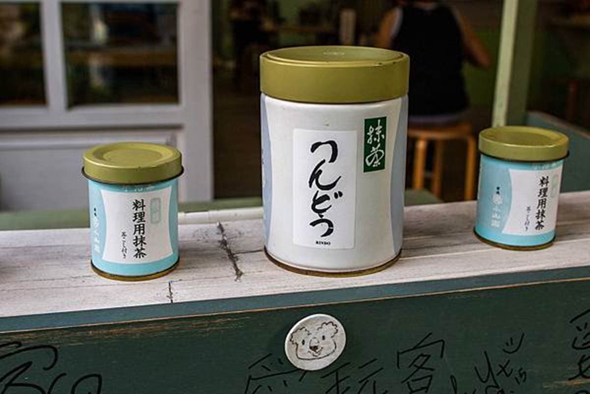 抹茶控必吃!高雄「髒髒蛋餅」撒滿龍膽抹茶粉,包濃濃花生醬、起司超邪惡 抹茶控必吃!高雄「髒髒蛋餅」撒滿龍膽抹茶粉,包濃濃花生醬、起司超邪惡