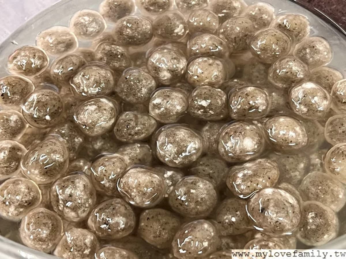 在地人才知!桃園「4.8星甜品店」必喝黃金比例紅豆湯,配料最推百搭蜜芋頭 在地人才知!桃園「4.8星甜品店」必喝黃金比例紅豆湯,配料最推百搭蜜芋頭