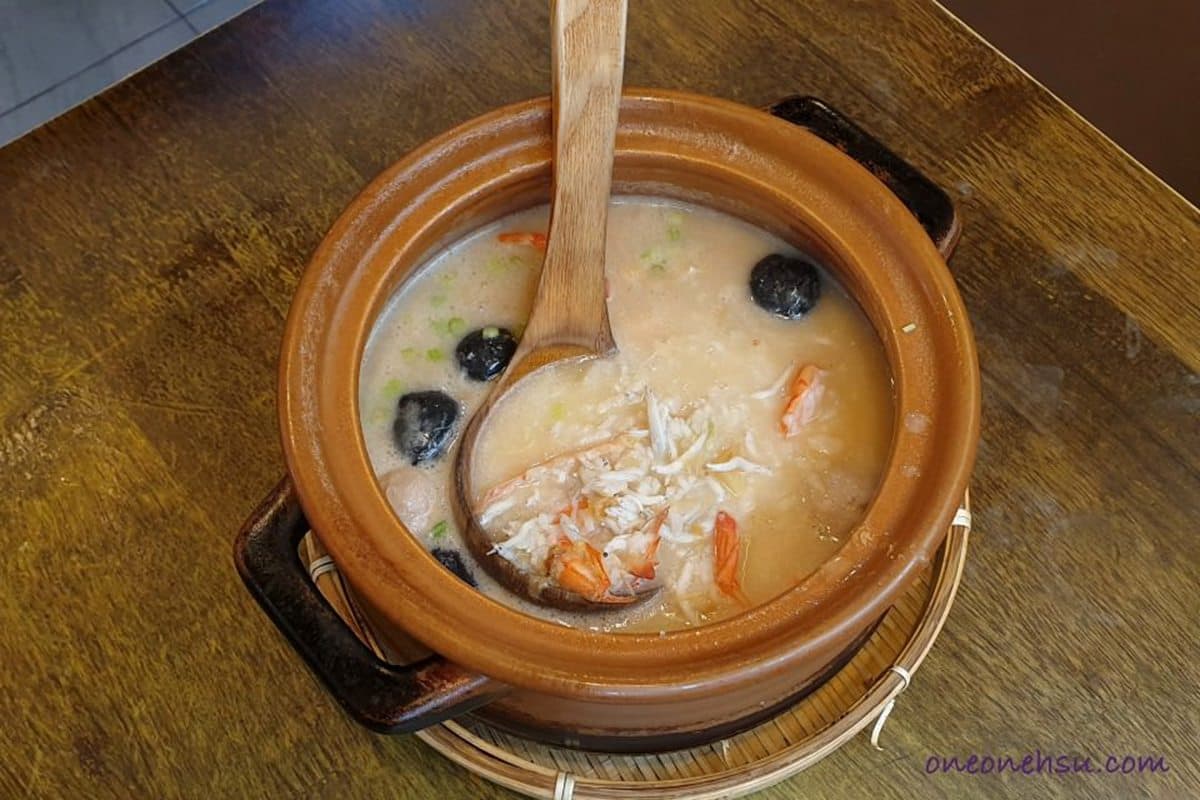 新北最難預約砂鍋粥!高湯滾煮生米再加「堅果醬」超滑順,熱炒必點脆皮肥腸 新北最難預約砂鍋粥!高湯滾煮生米再加「堅果醬」超滑順,熱炒必點脆皮肥腸