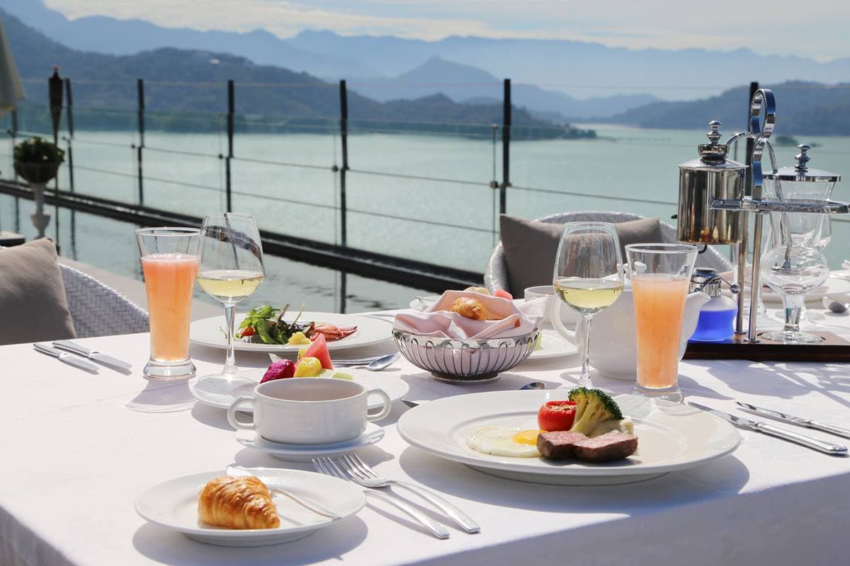 全台10大飯店早餐吃到飽:無限量沙朗牛排、秒飛日本好料、湖景第一排打卡 全台10大飯店早餐吃到飽:無限量沙朗牛排、秒飛日本好料、湖景第一排打卡