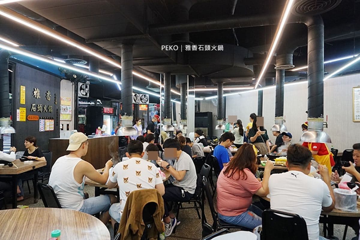現炒爆香最夠味!台北4家老字號石頭火鍋:自助火鍋創始、全台第一家小火鍋 現炒爆香最夠味!台北4家老字號石頭火鍋:自助火鍋創始、全台第一家小火鍋