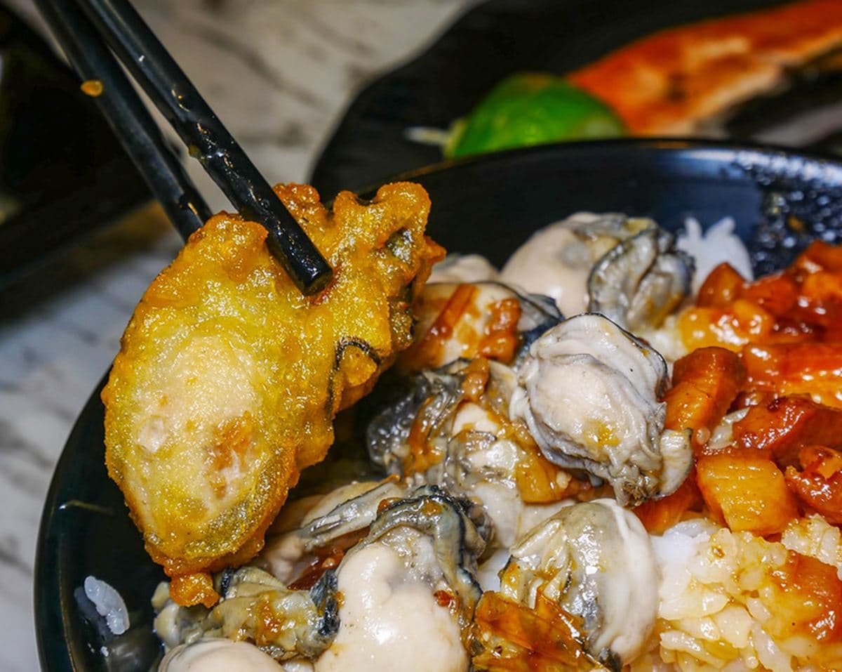 蚵仔控快衝!澎派「蚵仔滷肉飯」台北吃得到,酥炸蚵仔用料超豪邁 蚵仔控快衝!澎派「蚵仔滷肉飯」台北吃得到,酥炸蚵仔用料超豪邁