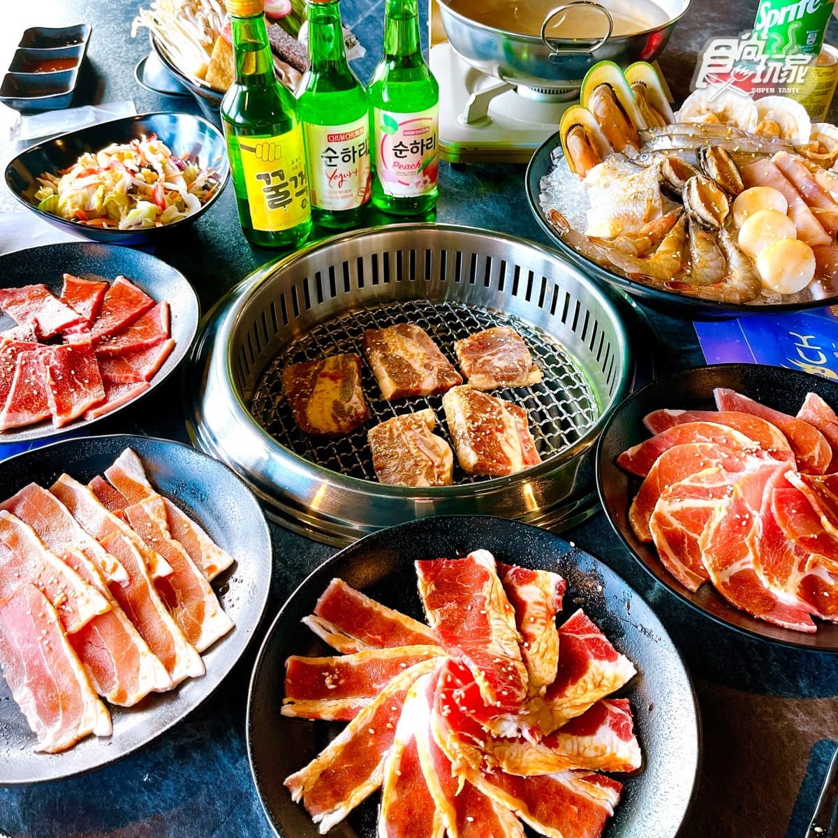 Shock燒肉「和牛吃到飽+KTV免費唱」!星際時空迴廊、12星座包廂超夢幻 Shock燒肉「和牛吃到飽+KTV免費唱」!星際時空迴廊、12星座包廂超夢幻