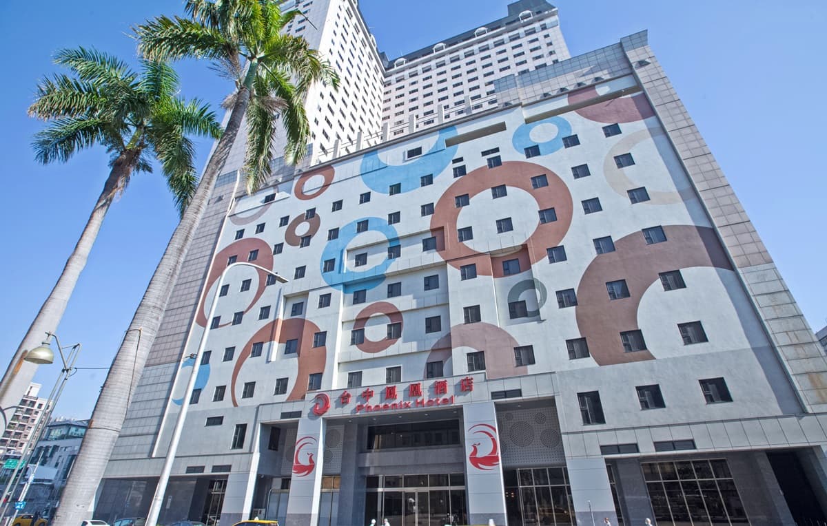 【新開店】全台唯一星巴克喝到飽!台中最大親子飯店,必拍星際樂園主題樓層 【新開店】全台唯一星巴克喝到飽!台中最大親子飯店,必拍星際樂園主題樓層