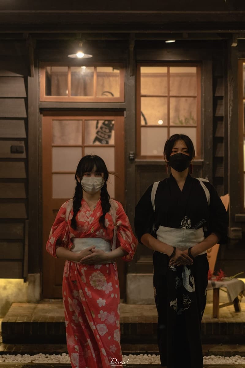 打卡仙女棒調酒!台南「武士主題酒吧」藏在日式宿舍裡,和服調酒師專屬服務 打卡仙女棒調酒!台南「武士主題酒吧」藏在日式宿舍裡,和服調酒師專屬服務