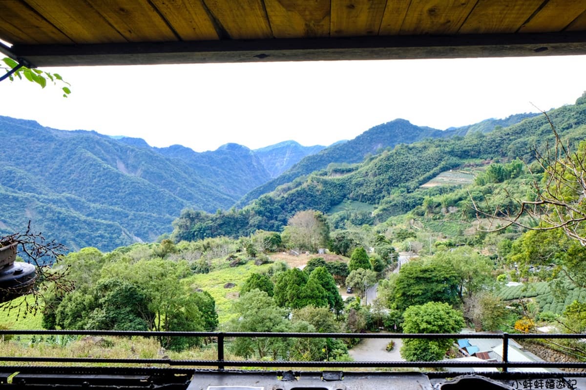 宛如走進童話小鎮!阿里山「祕境咖啡館」先搶VIP山景座,必嘗小米鬆餅 宛如走進童話小鎮!阿里山「祕境咖啡館」先搶VIP山景座,必嘗小米鬆餅
