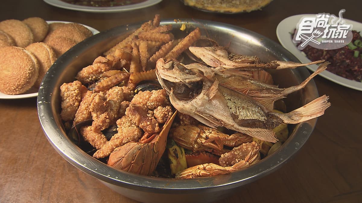 CP值超高!馬祖「海鮮痛風餐」1人只要500元,12種海鮮吃得到石蟳、大白蝦