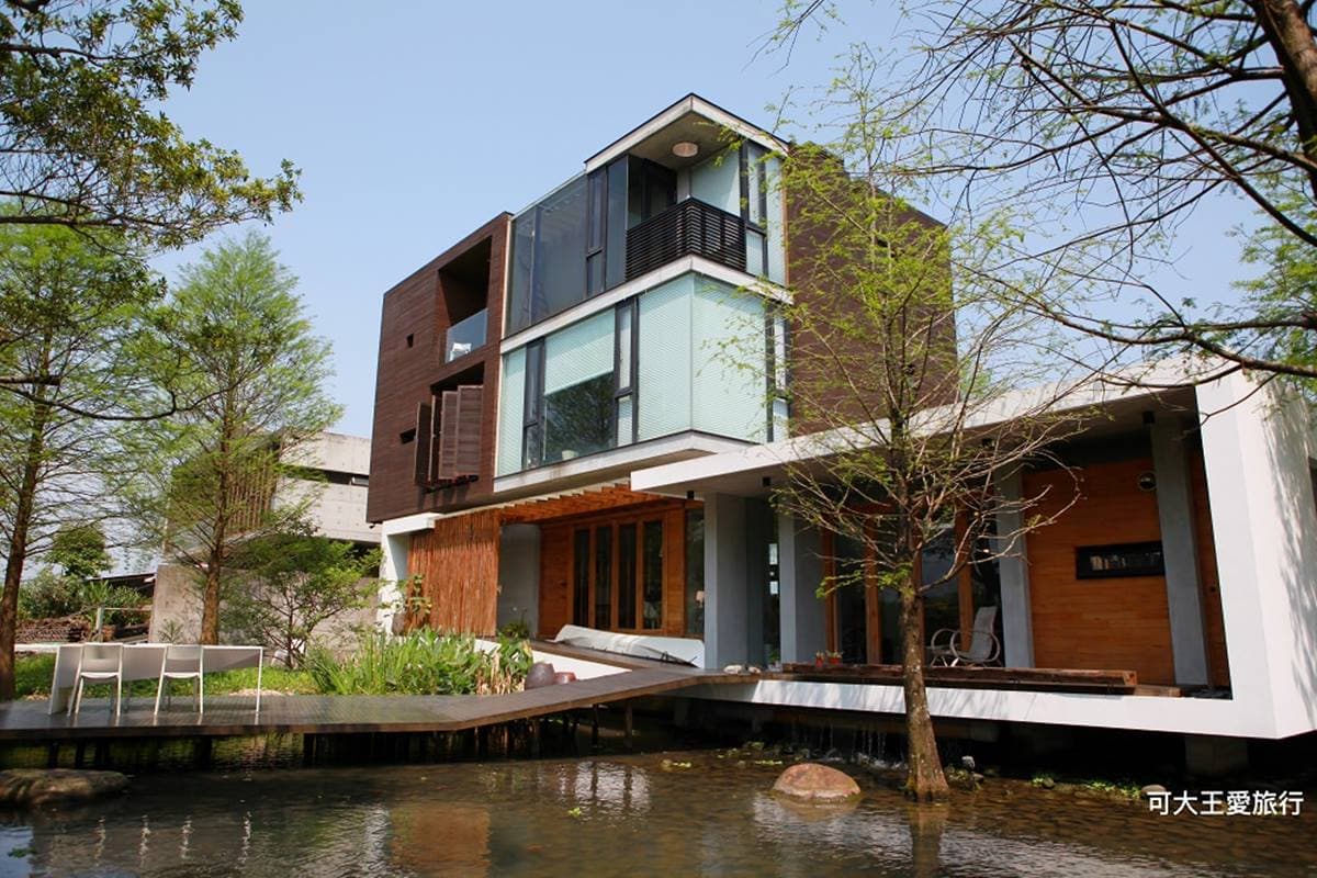 網評4星以上!宜蘭5大超難訂「清水模民宿」:無敵海景房、日式禪風建築 網評4星以上!宜蘭5大超難訂「清水模民宿」:無敵海景房、日式禪風建築