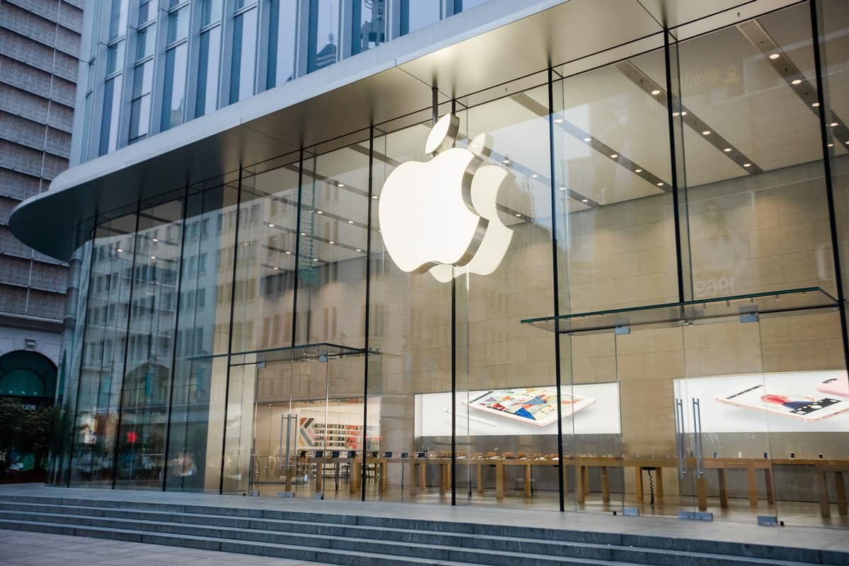 免刷卡機也能付錢!iPhone超狂新功能「點擊支付」,蘋果手機變身行動收銀機 免刷卡機也能付錢!iPhone超狂新功能「點擊支付」,蘋果手機變身行動收銀機