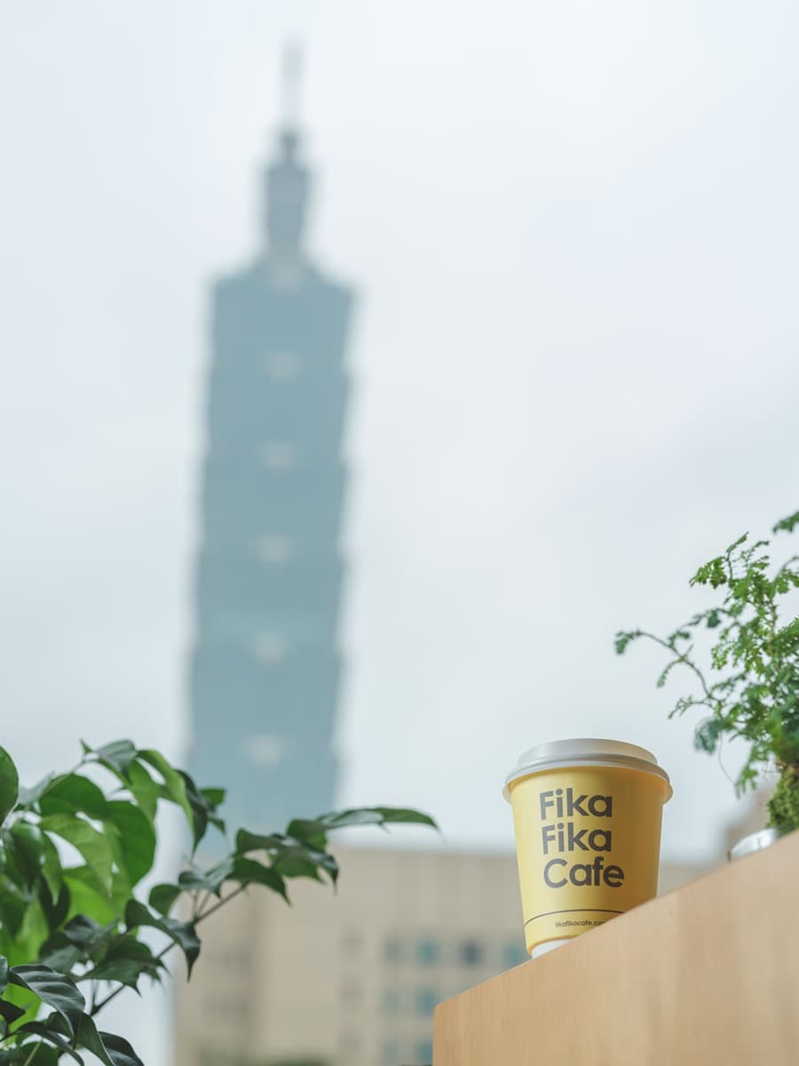 爽拿買一送一券、免費拿鐵!超人氣Fika Fika進駐信義誠品,還能賞101喝咖啡 爽拿買一送一券、免費拿鐵!超人氣Fika Fika進駐信義誠品,還能賞101喝咖啡