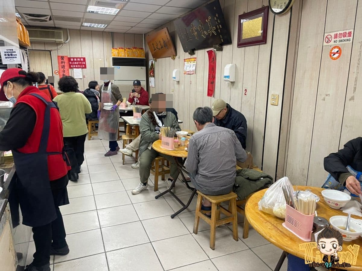 新竹80年小吃!老饕最愛雙重口感「米粉麵」,小菜必試客家「豬肉果凍」 新竹80年小吃!老饕最愛雙重口感「米粉麵」,小菜必試客家「豬肉果凍」