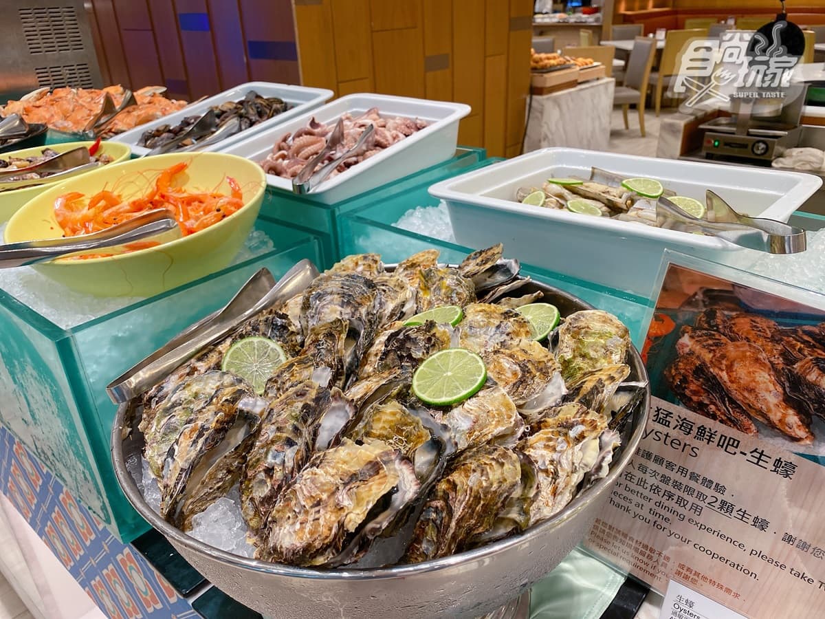 秒飛曼谷!泰式吃到飽爽嗑百道菜,還有「旋轉下午茶」吃芒果飯、泰奶馬卡龍 秒飛曼谷!泰式吃到飽爽嗑百道菜,還有「旋轉下午茶」吃芒果飯、泰奶馬卡龍