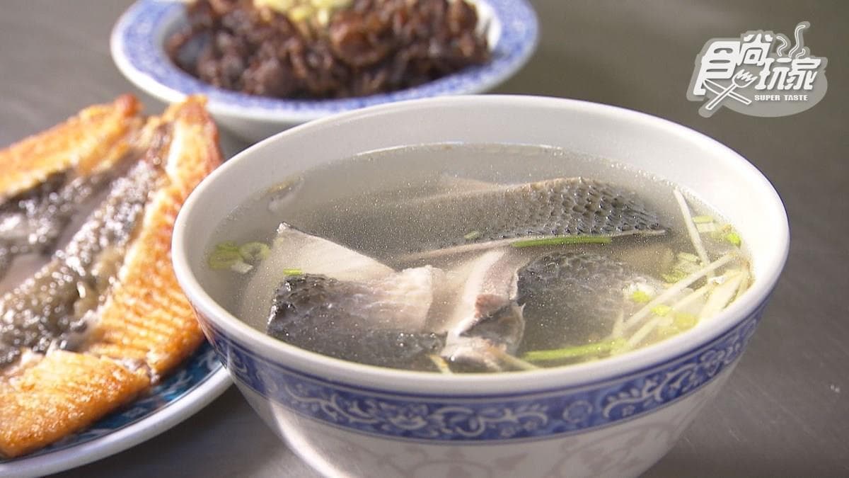 每日新鮮直送!台南「虱目魚皮湯」嘗得到滿滿膠質,「肉汁魚腸」晚來吃不到