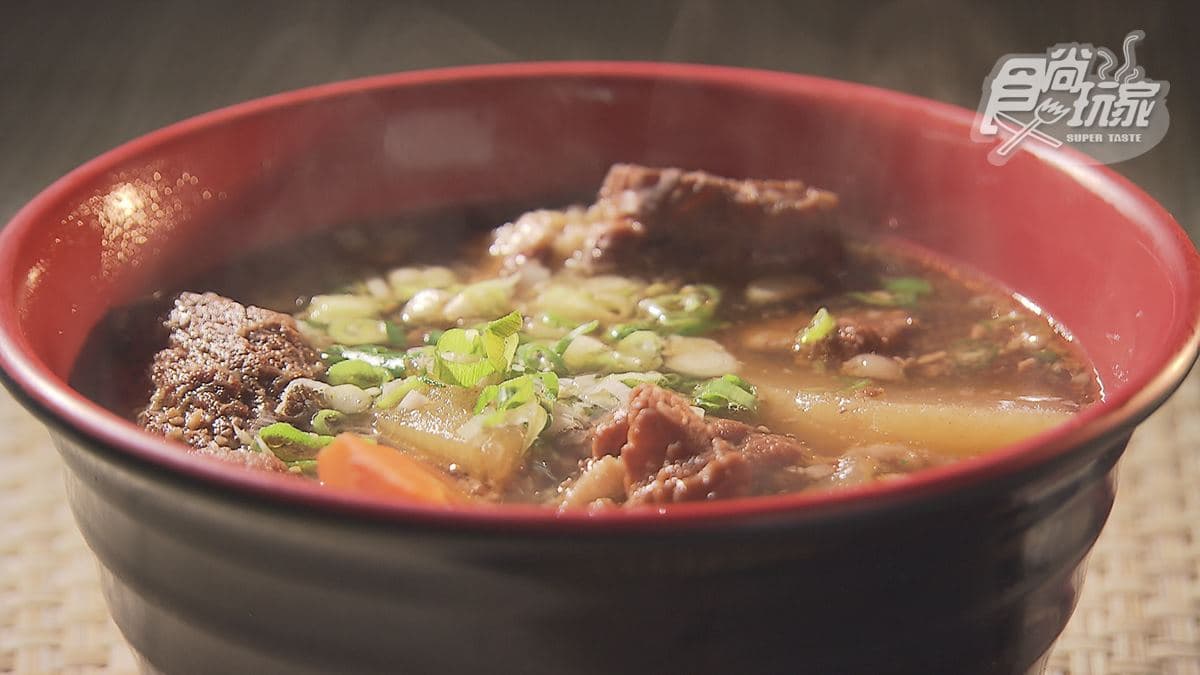 台南人口袋名單!高CP值「紅燒牛肉湯」只要100元,牛腩入口即化超唰嘴