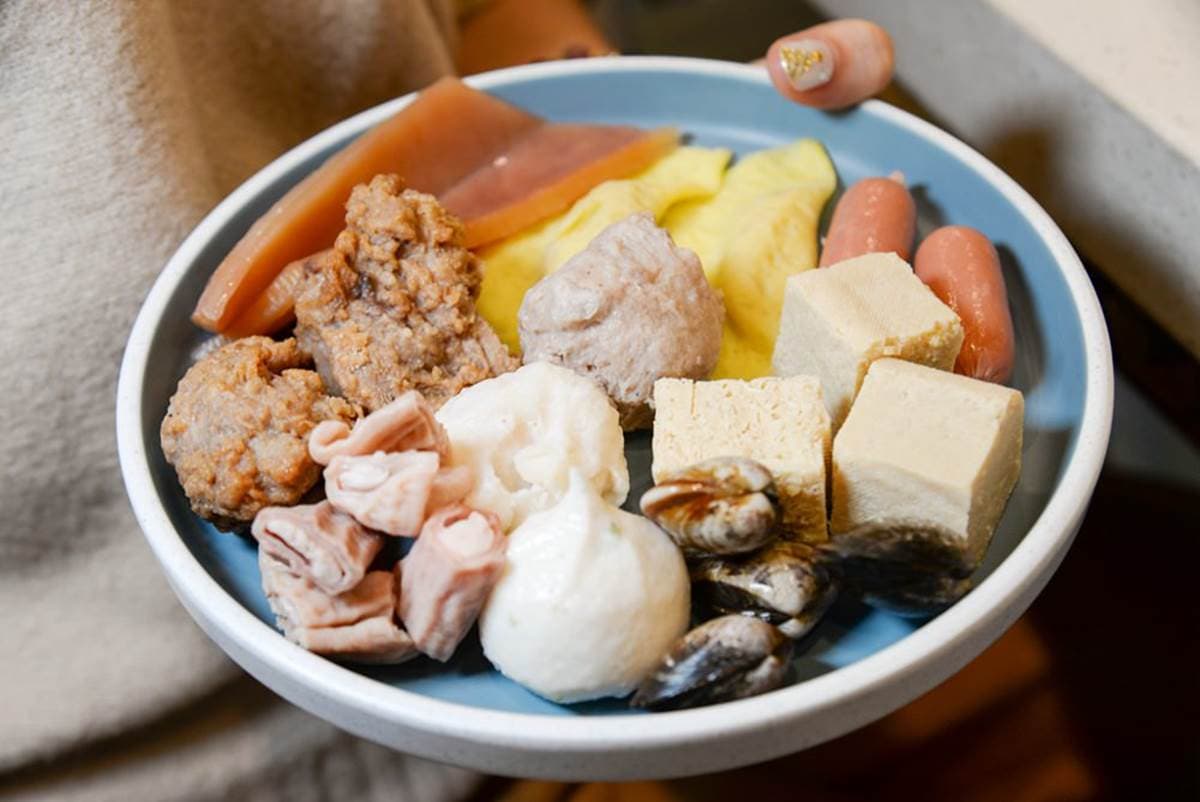 不只壽司可迴轉!北中南5家超夯「迴轉美食」:輸送帶燒肉、199元火鍋放題 不只壽司可迴轉!北中南5家超夯「迴轉美食」:輸送帶燒肉、199元火鍋放題