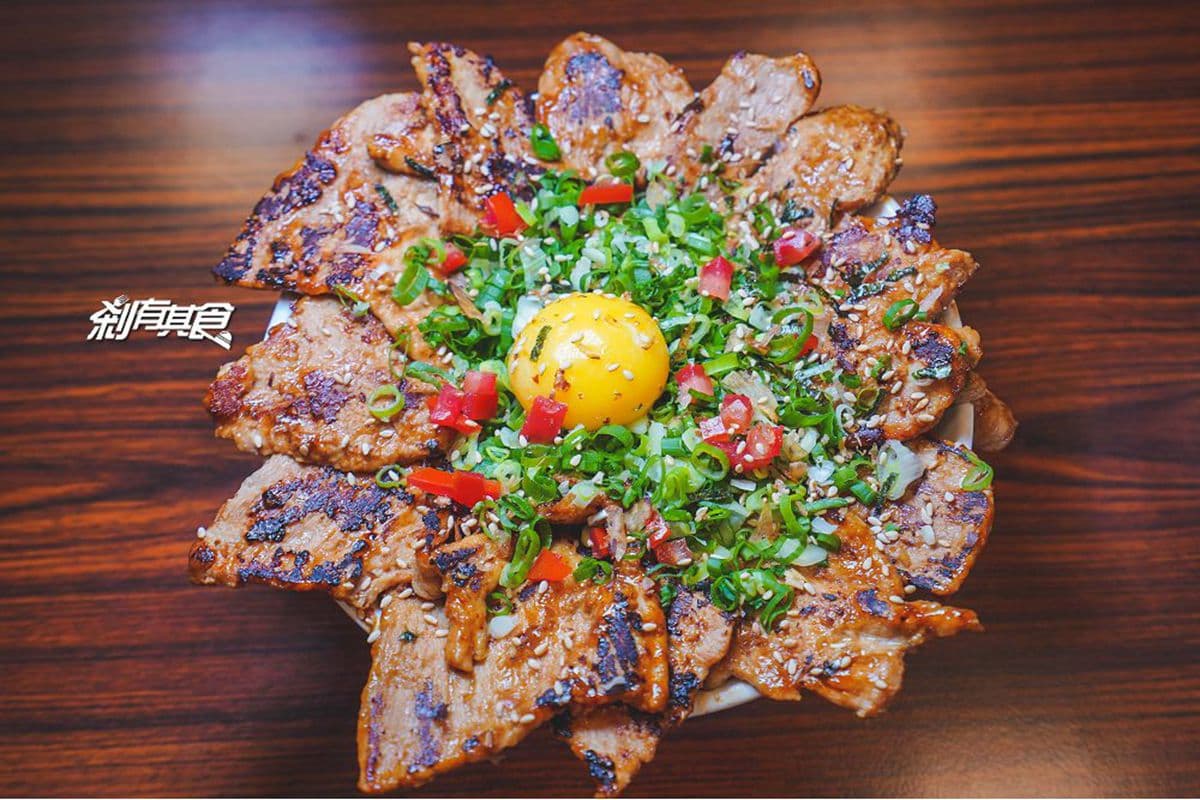 滿到蓋不上!5家爆量系炒飯:鋪滿30隻白蝦、碗公炒飯最低55元、超狂燒肉山 滿到蓋不上!5家爆量系炒飯:鋪滿30隻白蝦、碗公炒飯最低55元、超狂燒肉山