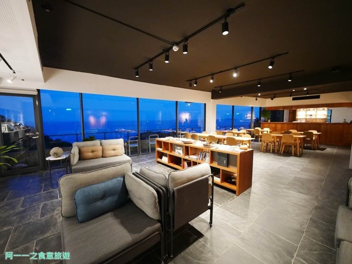 台版瀨戶內海在這!入住「清水模民宿」享無敵海景早餐,夢幻綠意浴缸泡到爽 台版瀨戶內海在這!入住「清水模民宿」享無敵海景早餐,夢幻綠意浴缸泡到爽