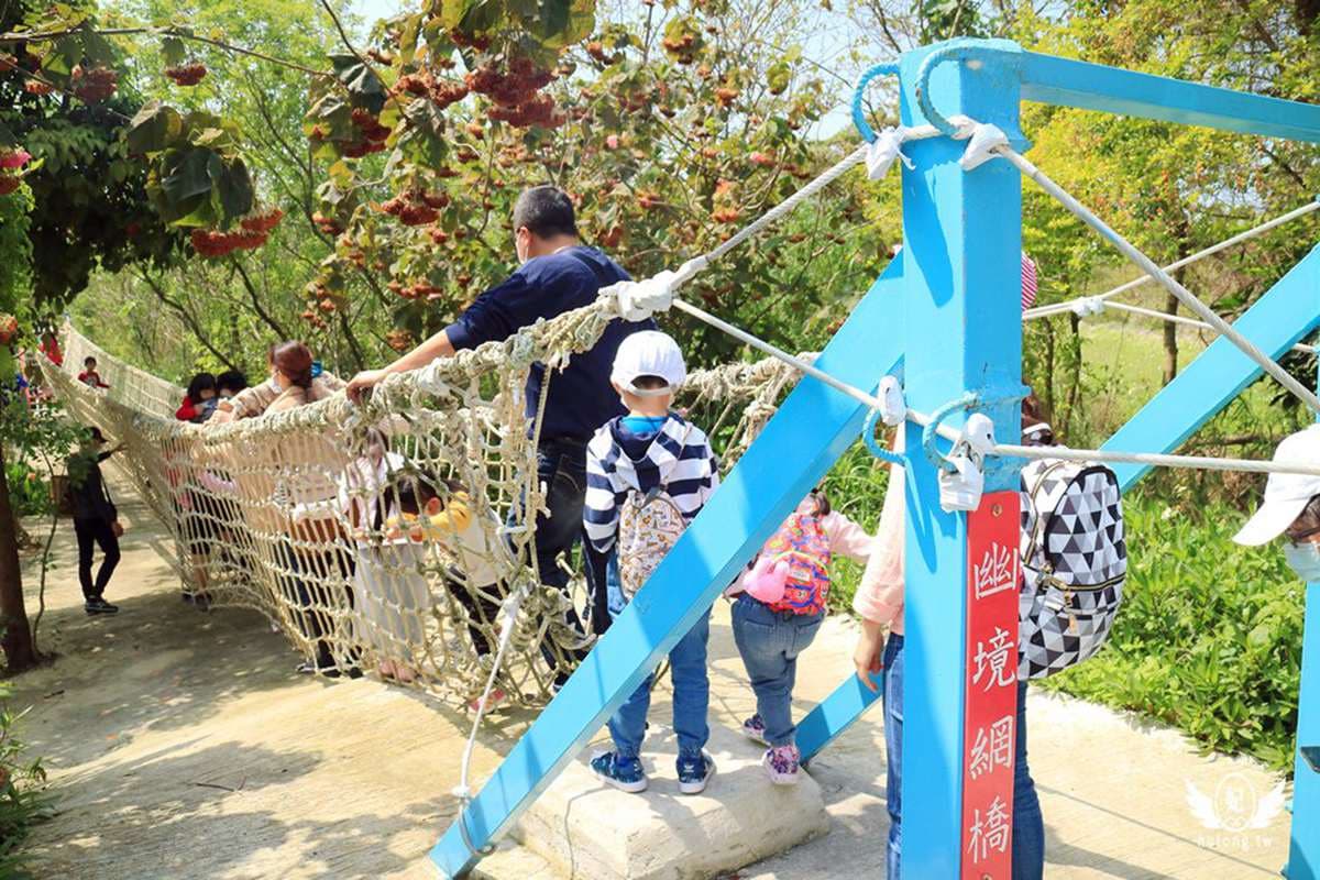 最強「千坪親子樂園」!200元暢玩100項設施,媽媽打卡水中教堂、網美吊床 最強「千坪親子樂園」!200元暢玩100項設施,媽媽打卡水中教堂、網美吊床