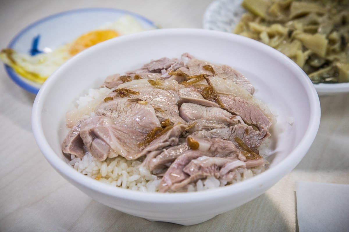 在地人從早吃到晚!嘉義8家排隊火雞肉飯:百年老店、超過7000則好評 在地人從早吃到晚!嘉義8家排隊火雞肉飯:百年老店、超過7000則好評