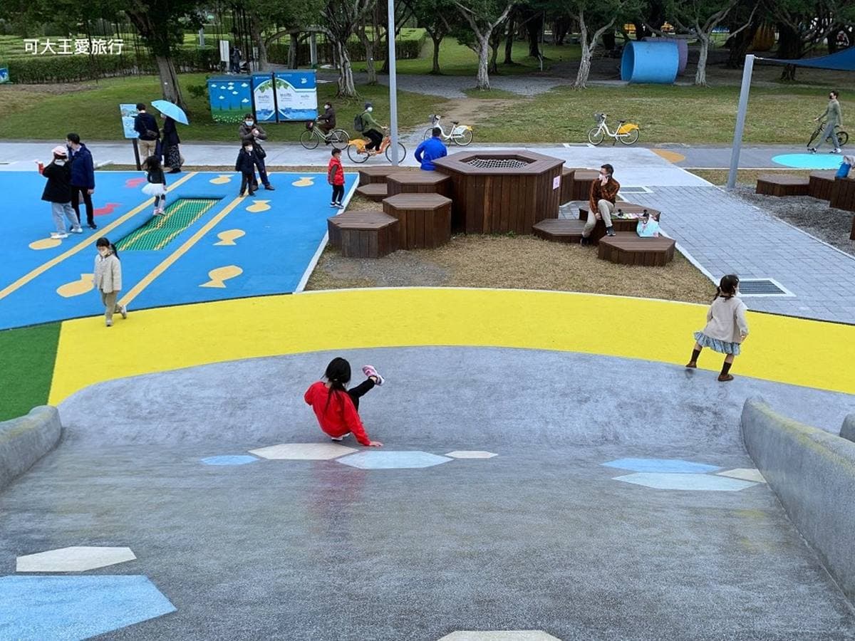 免費放電景點!花博「主題公園」先衝「水管溜滑梯」,爽玩「蜘蛛人攀爬網」 免費放電景點!花博「主題公園」先衝「水管溜滑梯」,爽玩「蜘蛛人攀爬網」