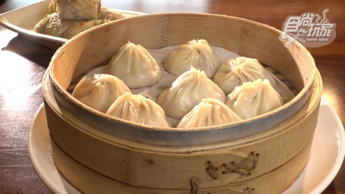 麵食控天堂!雲林手作麵食館「小籠湯包」一咬會爆汁,伴手禮再帶港式蘿蔔糕