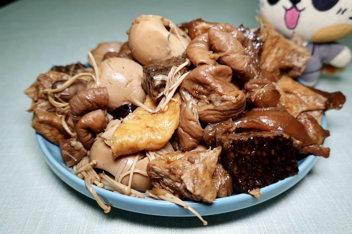 夜貓子必收!新北6間超人氣宵夜:一甲子炭燒鹹粥、會黏嘴的滷肉飯 夜貓子必收!新北6間超人氣宵夜:一甲子炭燒鹹粥、會黏嘴的滷肉飯
