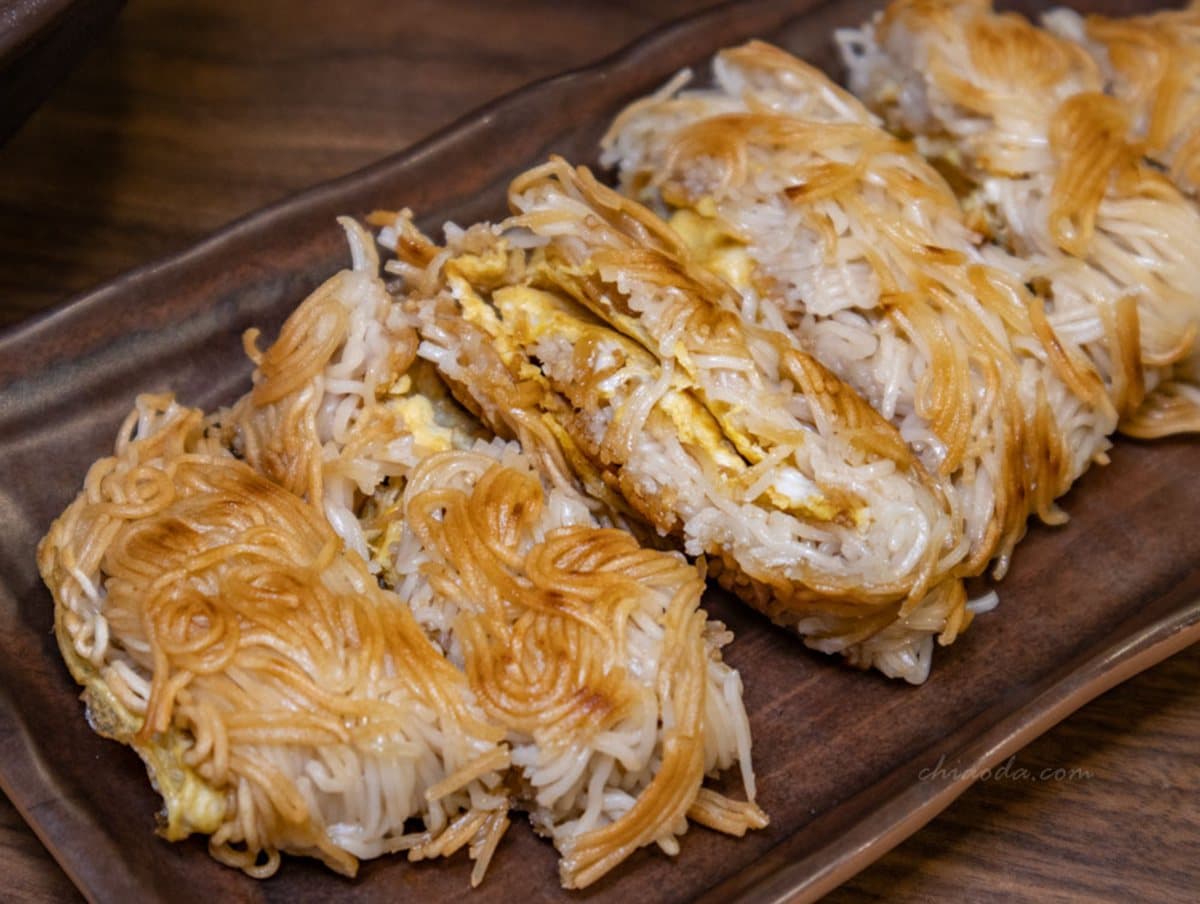 IG暴紅「麵線煎」在台中!「麻油麵線蛋餅」香酥脆,必沾東泉辣椒醬更夠味 IG暴紅「麵線煎」在台中!「麻油麵線蛋餅」香酥脆,必沾東泉辣椒醬更夠味
