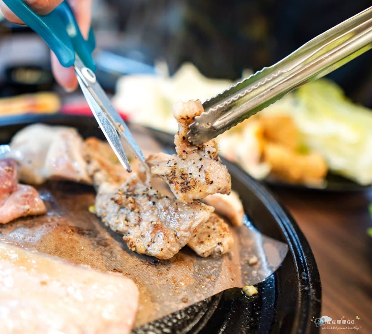 只要300元!佛心「火烤兩吃」爽嗑100種食材自助吧,厚切原肉、秋刀魚吃到飽 只要300元!佛心「火烤兩吃」爽嗑100種食材自助吧,厚切原肉、秋刀魚吃到飽