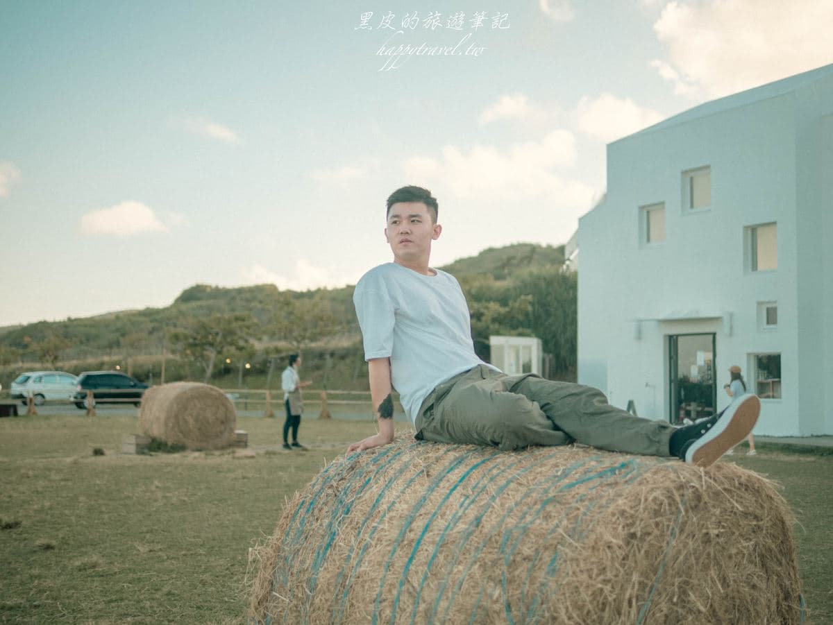 南台灣最美「冰淇淋餐車」!打卡絕美海景、網美稻草卷,再嘗季節限定芒果冰 南台灣最美「冰淇淋餐車」!打卡絕美海景、網美稻草卷,再嘗季節限定芒果冰