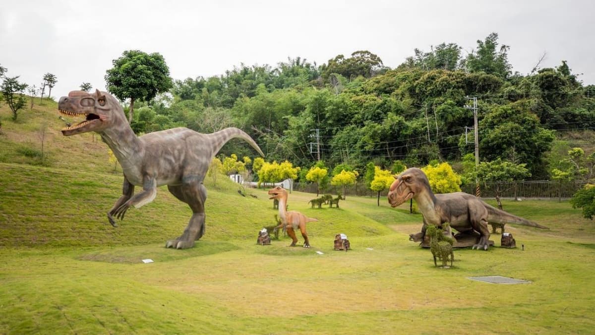 台版「侏儸紀公園」來了!打卡「九九峰動物樂園」巨大恐龍,再拍4座天網鳥籠 台版「侏儸紀公園」來了!打卡「九九峰動物樂園」巨大恐龍,再拍4座天網鳥籠