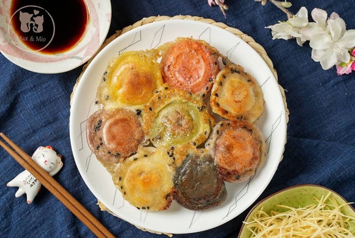 不用苦排鼎泰豐!爆汁彩虹湯包宅配吃得到,超有哏「黑色芝麻」口味愈嚼愈香 不用苦排鼎泰豐!爆汁彩虹湯包宅配吃得到,超有哏「黑色芝麻」口味愈嚼愈香