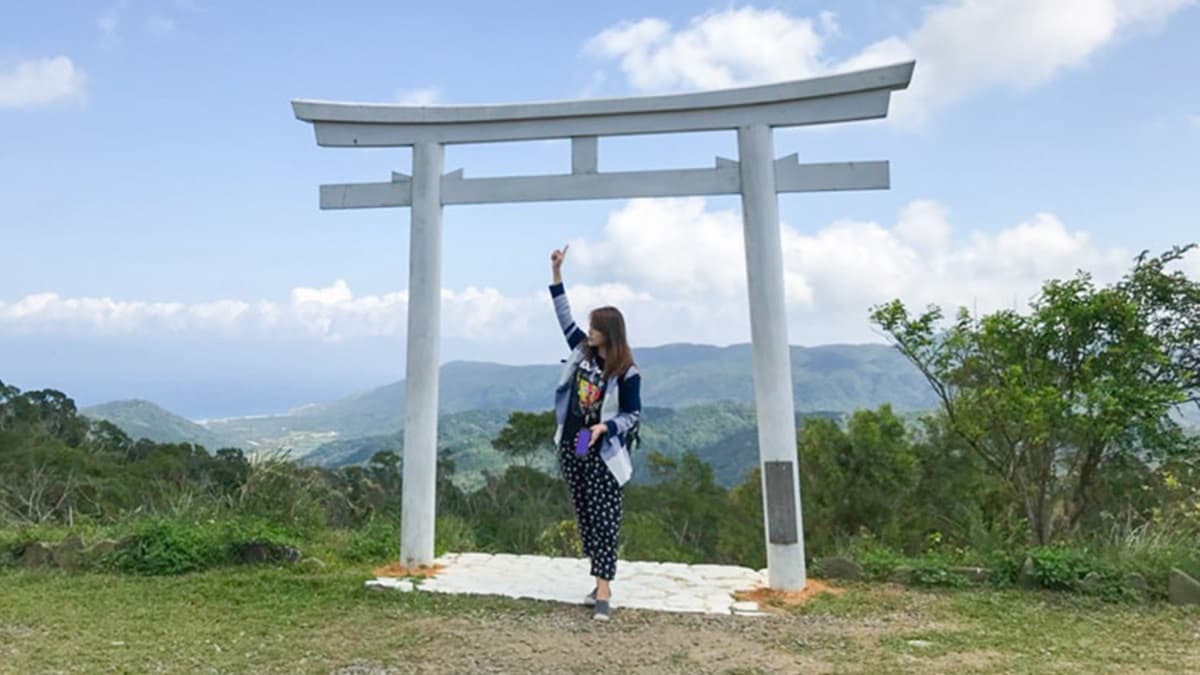 高士神社