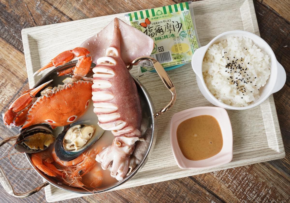 挑戰痛風極限!北中南6大浮誇海鮮料理:巨型蒸籠鍋、爆料丼飯、十全意麵 挑戰痛風極限!北中南6大浮誇海鮮料理:巨型蒸籠鍋、爆料丼飯、十全意麵