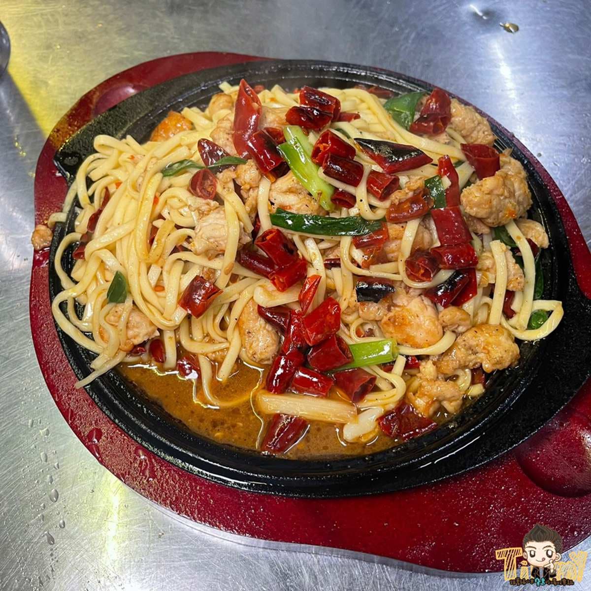 專治吃不飽!肉控必點爆量系宮保雞丁飯,爽脆豬肝、辣香麻婆豆腐一吃停不下 專治吃不飽!肉控必點爆量系宮保雞丁飯,爽脆豬肝、辣香麻婆豆腐一吃停不下