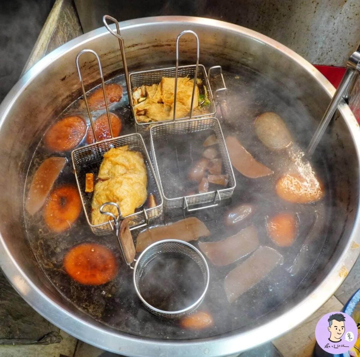 100元就能吃超飽!網推「爆量雞腿排麵」滿到看不見麵,再搭溫泉蛋邪惡度破表 100元就能吃超飽!網推「爆量雞腿排麵」滿到看不見麵,再搭溫泉蛋邪惡度破表