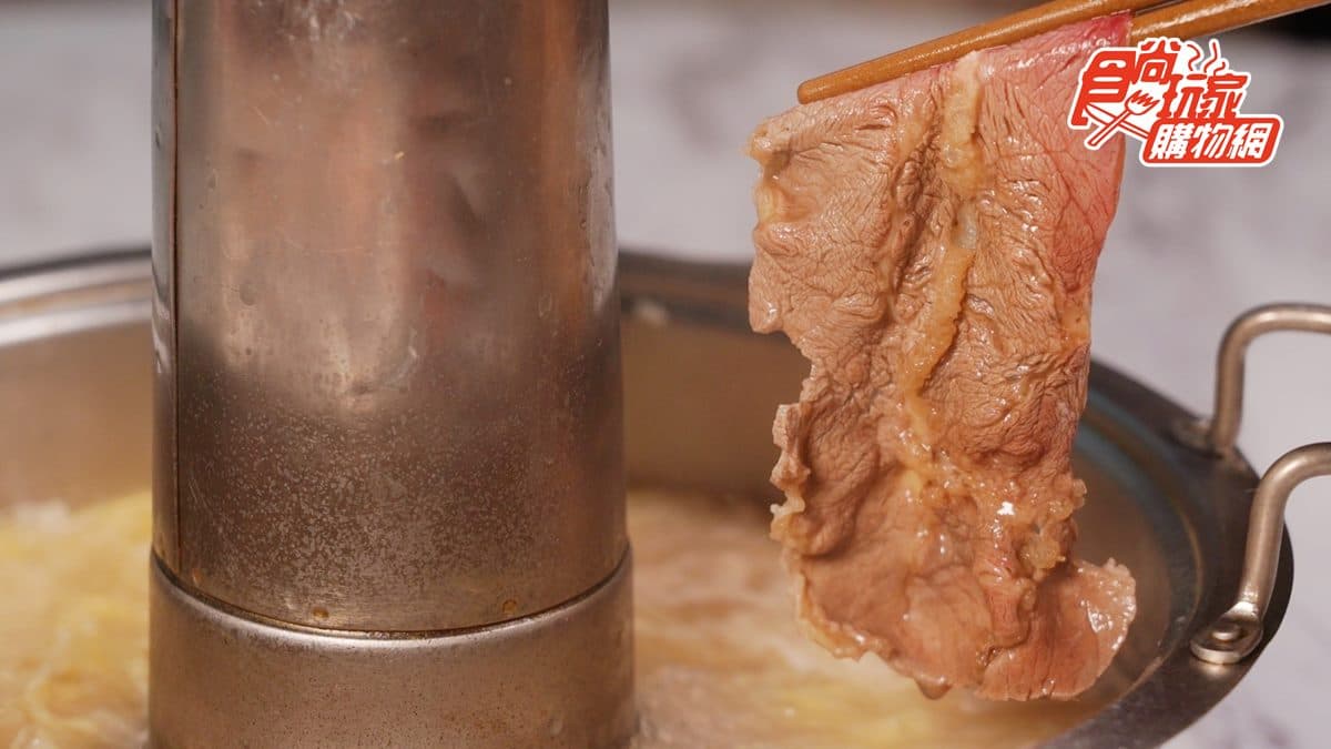 獨家「高麗菜」酸菜白肉鍋!全台首賣台北名鍋組,3大肉片、老饕沾醬在家吃 獨家「高麗菜」酸菜白肉鍋!全台首賣台北名鍋組,3大肉片、老饕沾醬在家吃