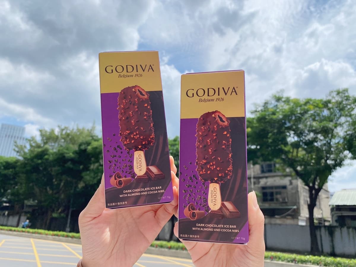 每年就等這支!7-11xGODIVA「72%黑巧克力杏仁流心雪糕」,抽整年免費嗑 每年就等這支!7-11xGODIVA「72%黑巧克力杏仁流心雪糕」,抽整年免費嗑
