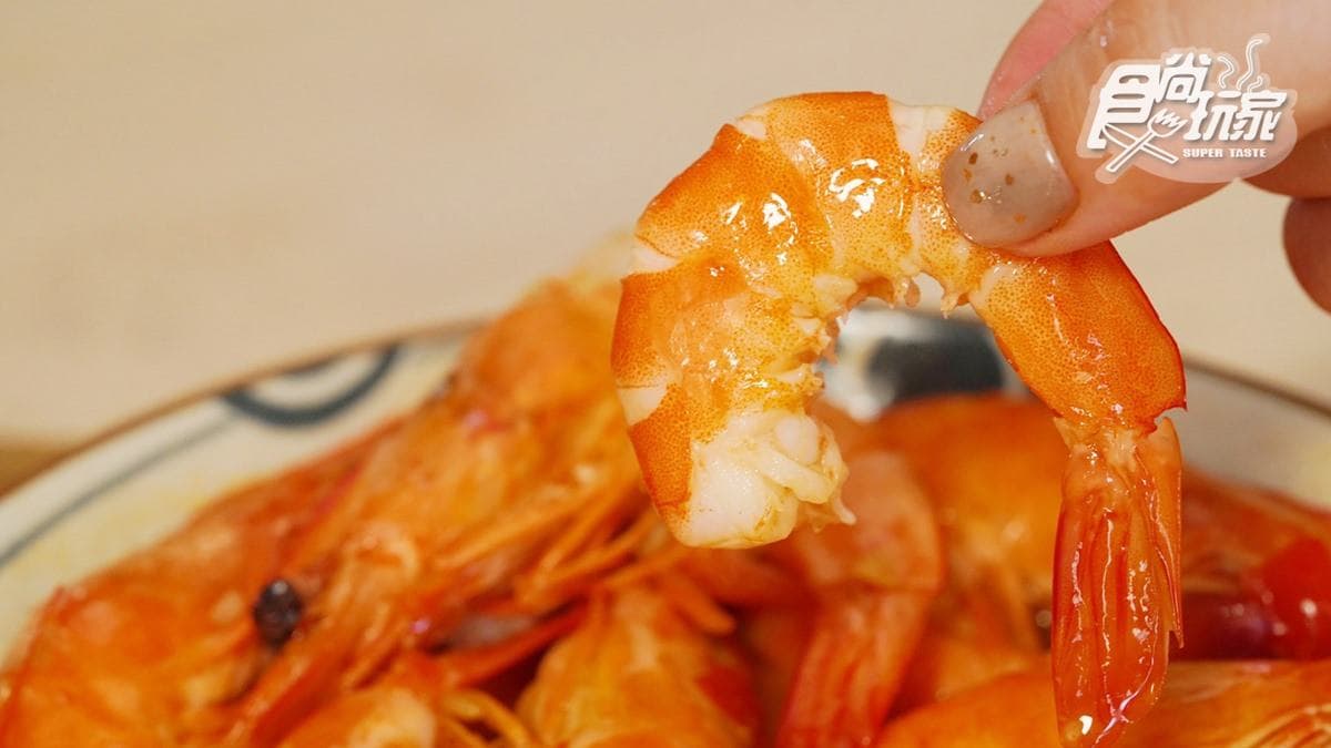 開箱全聯蝦料理!「麻辣泰國蝦」吃得到濃濃蝦膏,「酸辣白蝦」冷熱吃都適合 開箱全聯蝦料理!「麻辣泰國蝦」吃得到濃濃蝦膏,「酸辣白蝦」冷熱吃都適合