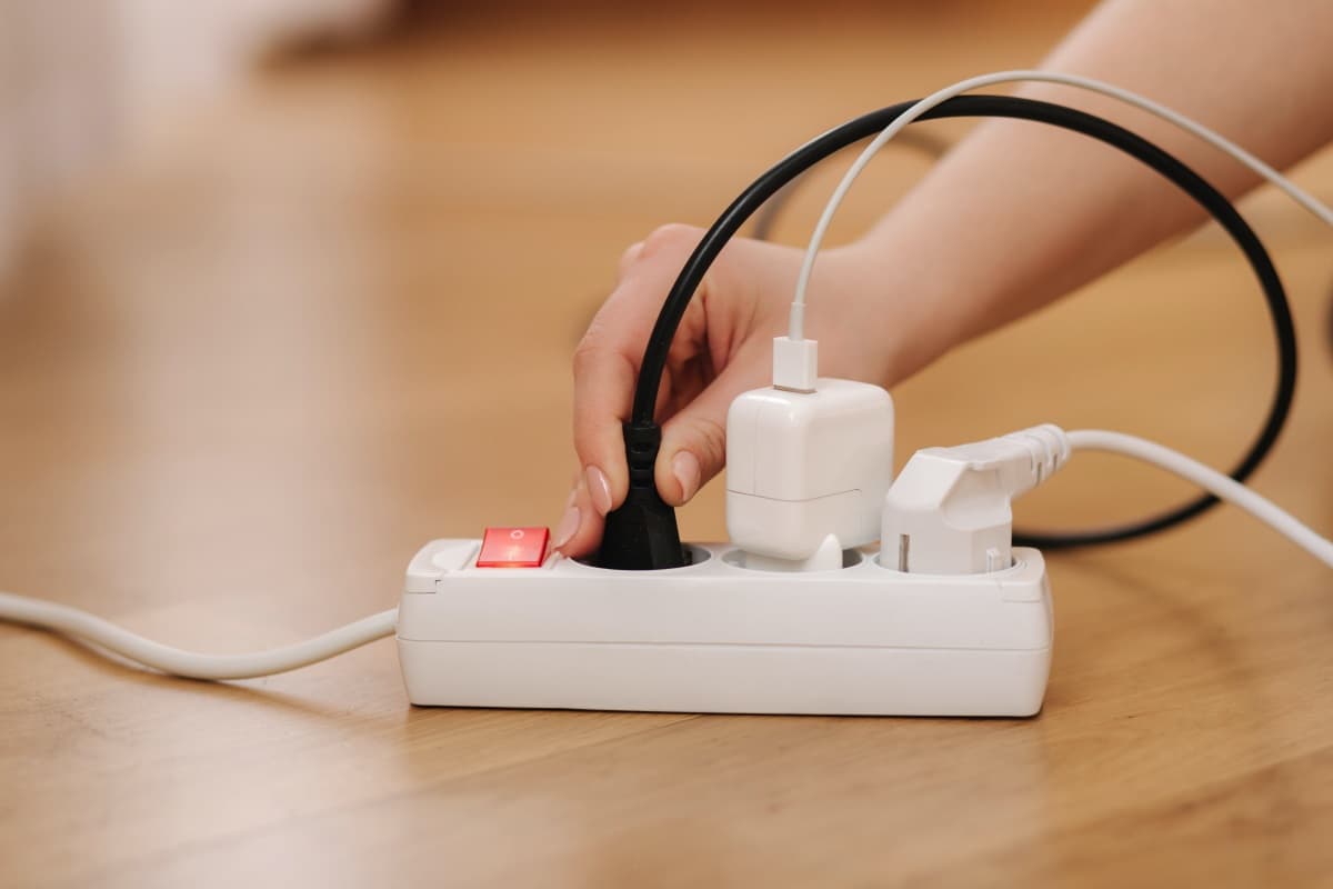 電費又漲!電器不用時最好拔插頭?網傳3招省電撇步「恐沒用還更花錢」 電費又漲!電器不用時最好拔插頭?網傳3招省電撇步「恐沒用還更花錢」
