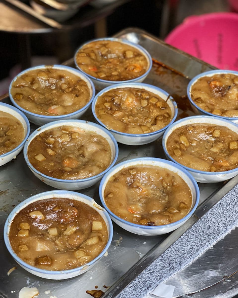 台南碗粿都是「黑肉底」?內行老饕必吃這5家:百年古早味、淋獨門黑豆醬油 台南碗粿都是「黑肉底」?內行老饕必吃這5家:百年古早味、淋獨門黑豆醬油