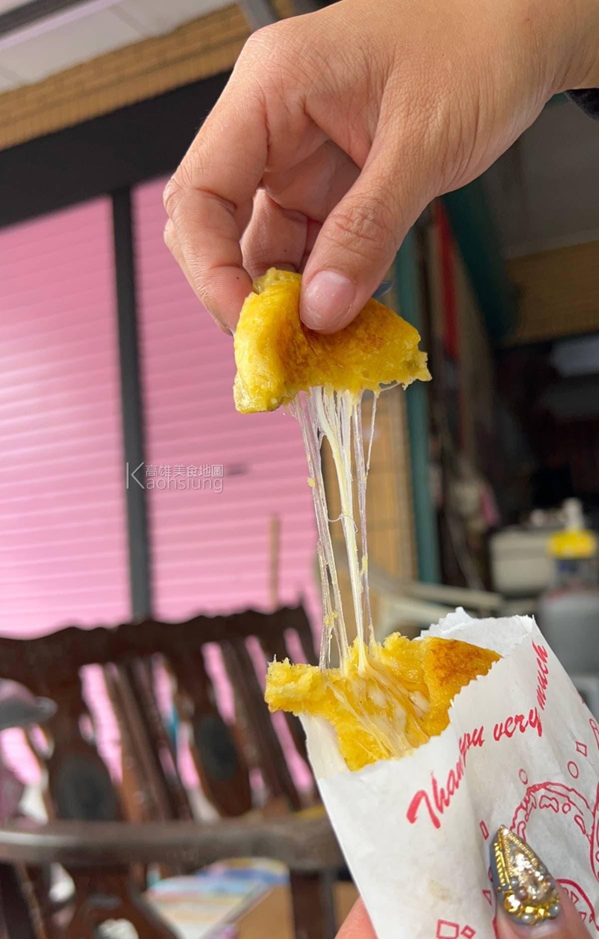 總統蔡英文也吃過!現點現煎「古早味地瓜餅」最低15元,牽絲起司口味太邪惡 總統蔡英文也吃過!現點現煎「古早味地瓜餅」最低15元,牽絲起司口味太邪惡